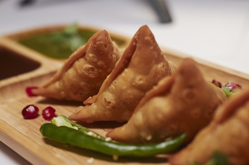 Indian chaat with chickpeas and chutney